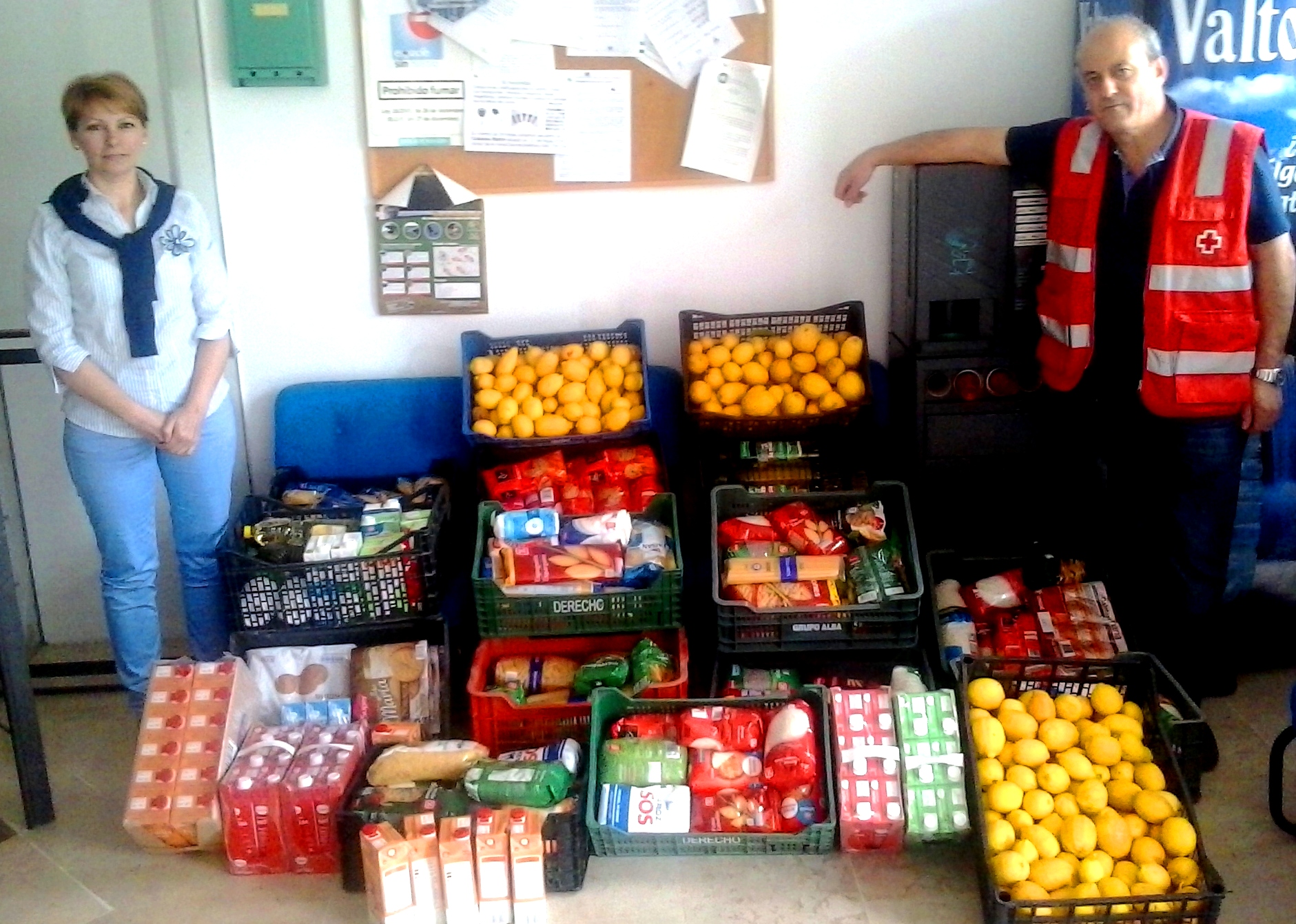 El Ayuntamiento de Collado entrega 256 kilos de alimentos a Cruz Roja