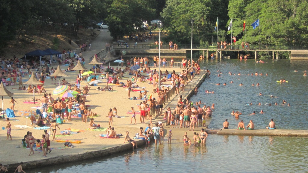 El complejo turístico del Lago listo para recibir a los bañistas